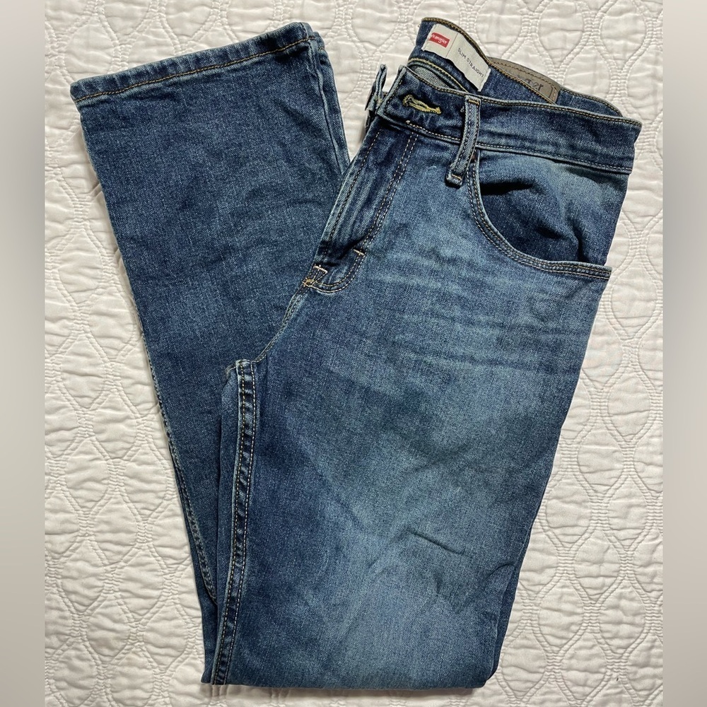 WRANGLER-SLIM STRAIGHT JEAN